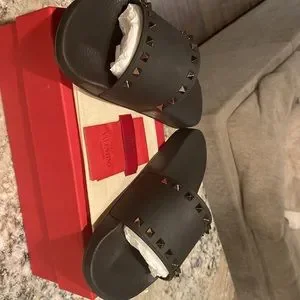 Valentino Garavani | Shoes | Brand New Valentino Rockstar  display picture 2